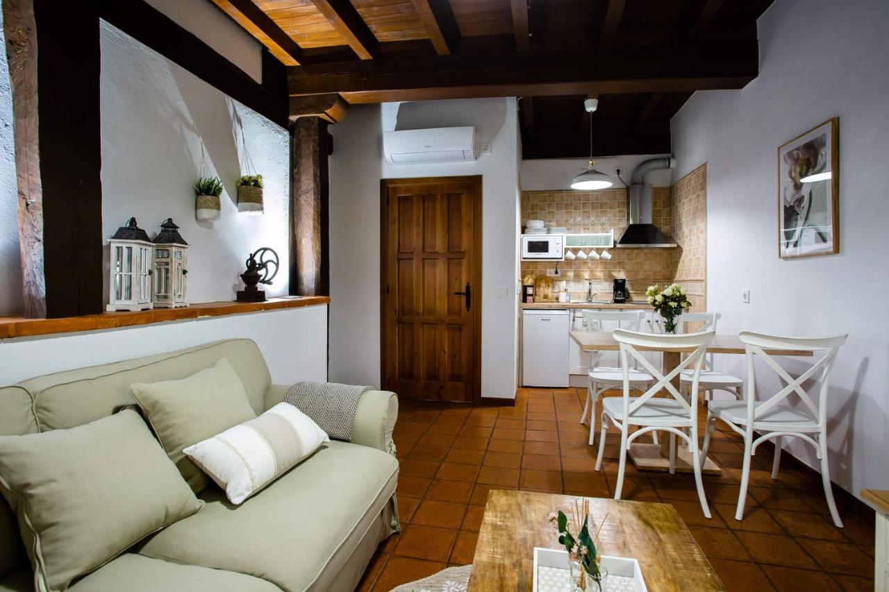 Apartamentos Puente De La Juderia Hervás Exteriör bild