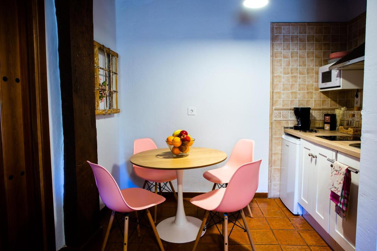 Apartamentos Puente De La Juderia Hervás Exteriör bild