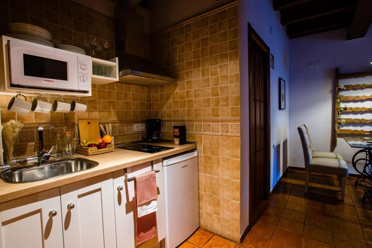 Apartamentos Puente De La Juderia Hervás Exteriör bild